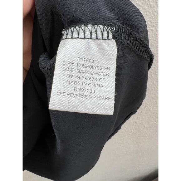 Womens Crave Fame by Almost Famous Top Size Small Black Cold Shoulder - Picture 5 of 11